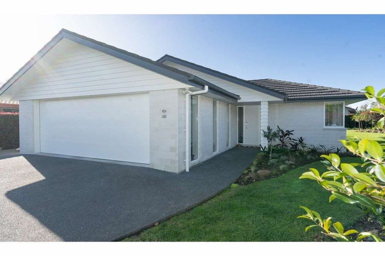 Photo of property in 43 Sarawak Drive, Kerikeri, 0230