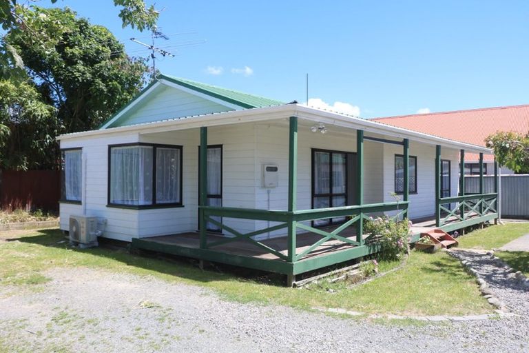 Photo of property in 21 Ebdentown Street, Ebdentown, Upper Hutt, 5018