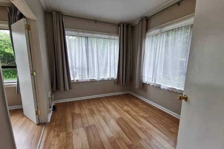 Photo of property in 67 Memorial Avenue, Ilam, Christchurch, 8053