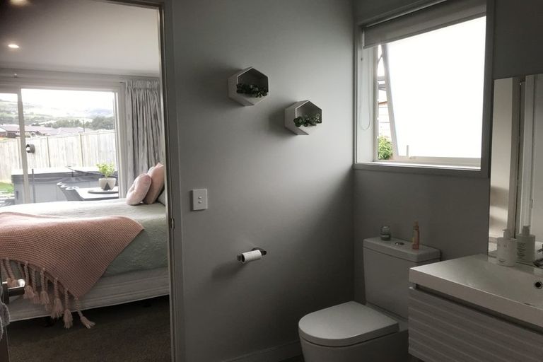 Photo of property in 8 Bankhall Lane, Pokeno, 2402