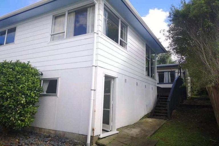 Photo of property in 41 Triangle Road, Massey, Auckland, 0614