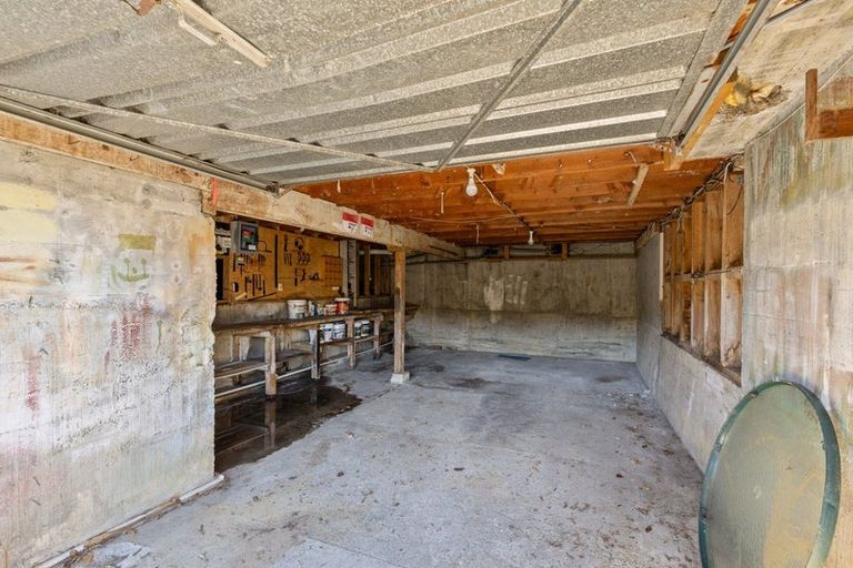 Photo of property in 83 Hampden Street, Picton, 7220