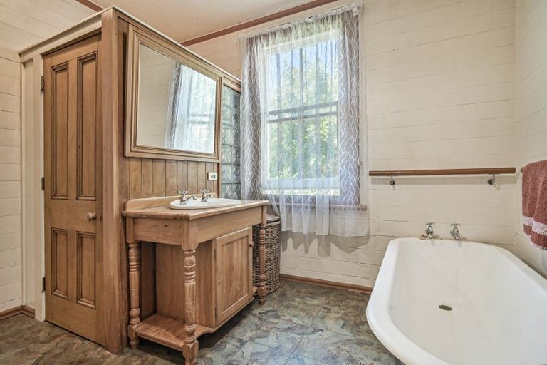 Photo of property in 3439 State Highway 50, Maraekakaho, Hastings, 4171