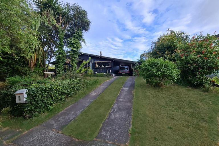 Photo of property in 2 Epping Place, Richmond Heights, Taupo, 3330