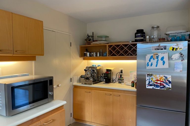 Photo of property in 1/15 Wilding Avenue, Northcote Point, Auckland, 0627