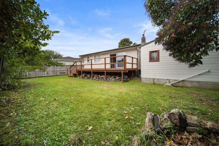 Photo of property in 20 Ronald Place, Manurewa, Auckland, 2102