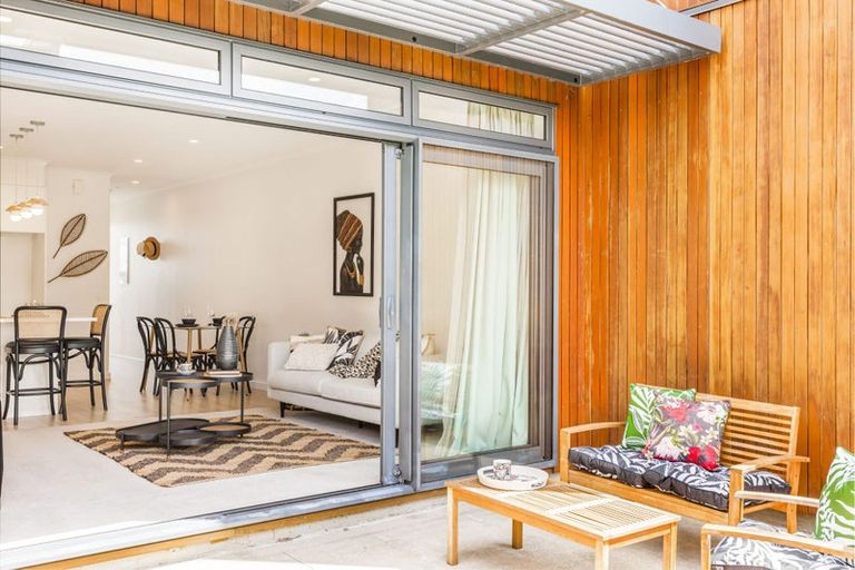 Photo of property in 13 Hudson Bay Road, Hobsonville, Auckland, 0616