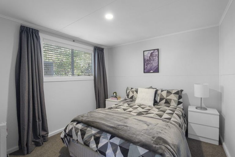 Photo of property in 15 South Crescent, Amberley, 7481