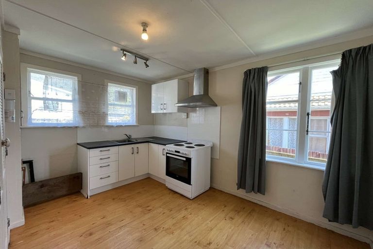 Photo of property in 95 Wilkie Crescent, Naenae, Lower Hutt, 5011