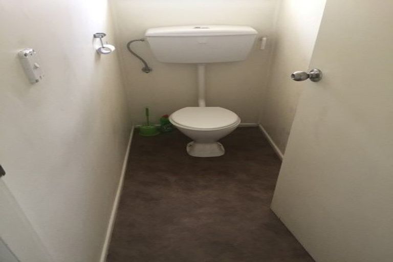 Photo of property in 262 Hepburn Road, Glendene, Auckland, 0602