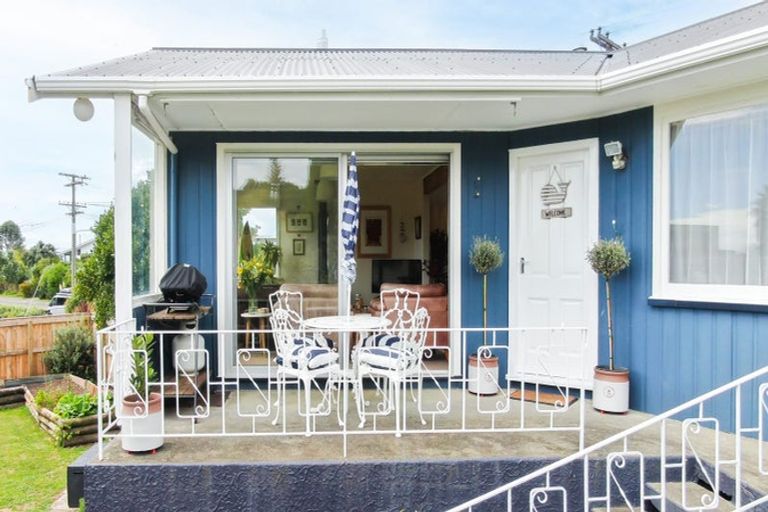 Photo of property in 1 Tait Street, Ruby Bay, Mapua, 7005