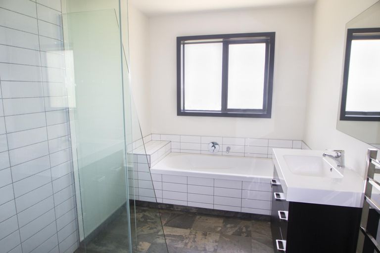 Photo of property in 22 Kinnaird Street, Herbert, Oamaru, 9495