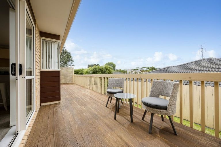 Photo of property in 2 Jubaea Place, Henderson, Auckland, 0610