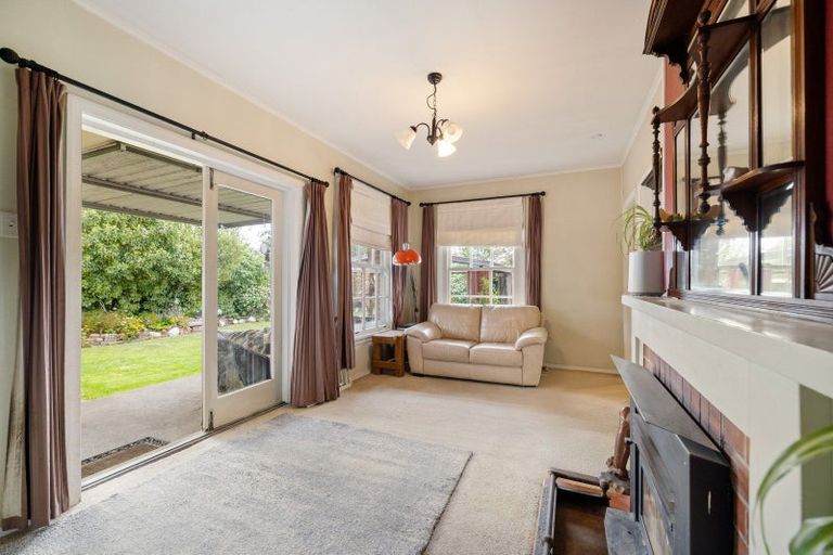 Photo of property in 5 Douglas Road, Amberley, 7410