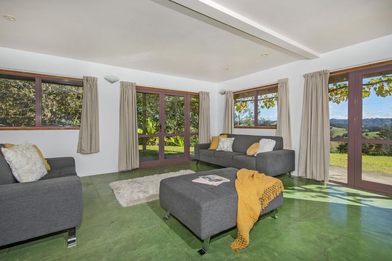 Photo of property in 179 Campbell Road, Parua Bay, Onerahi, 0192