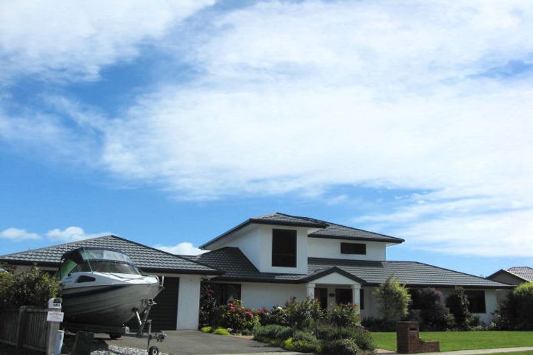 Photo of property in 18 Kingsford Drive, Stoke, Nelson, 7011