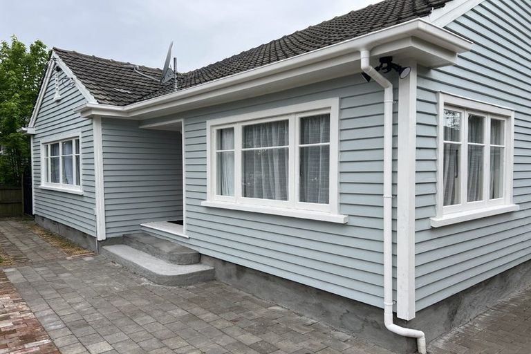 Photo of property in 19 Aorangi Road, Bryndwr, Christchurch, 8053
