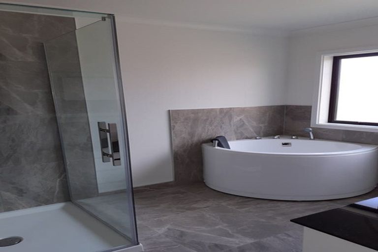 Photo of property in 26 Ruru Street, Cambridge, 3434