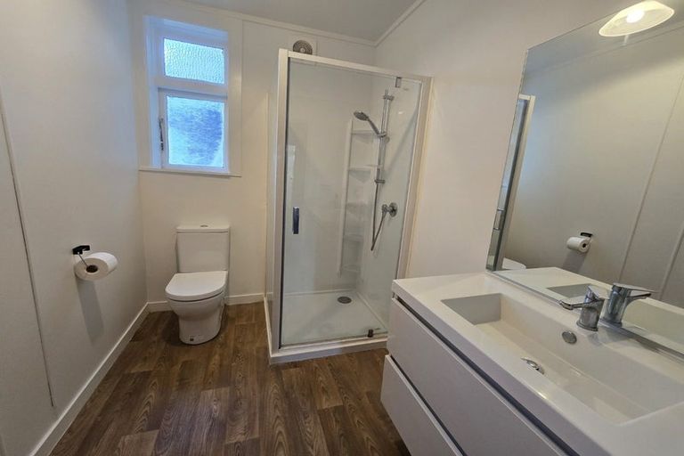 Photo of property in 106a The Parade, Island Bay, Wellington, 6023