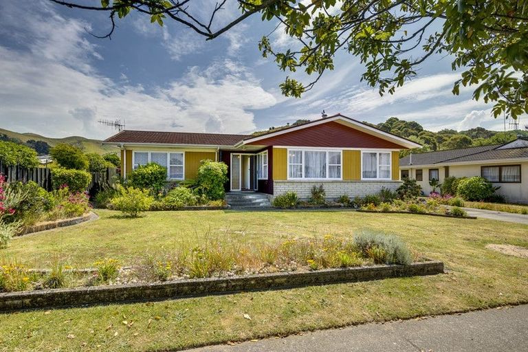 Photo of property in 26 Trigg Crescent, Taradale, Napier, 4112