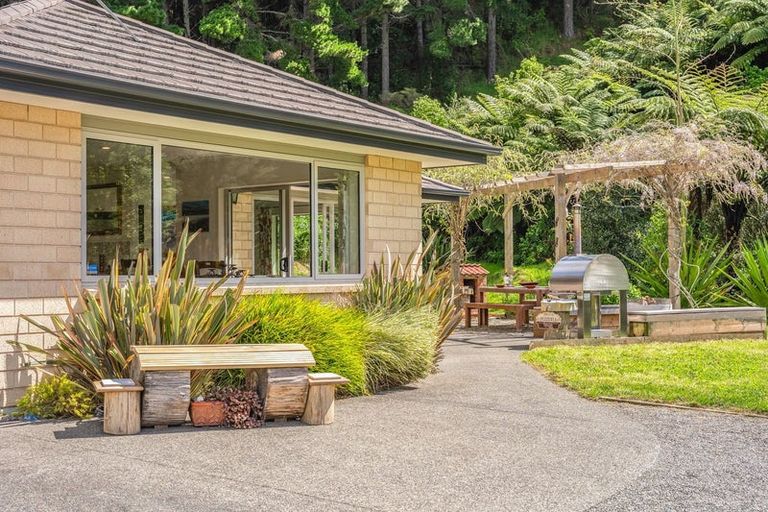 Photo of property in 48 Eucalyptus Way, Nikau Valley, Paraparaumu, 5032