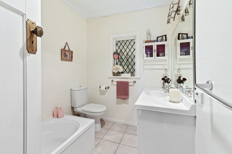 Photo of property in 29 Patumahoe Road, Patumahoe, Pukekohe, 2679
