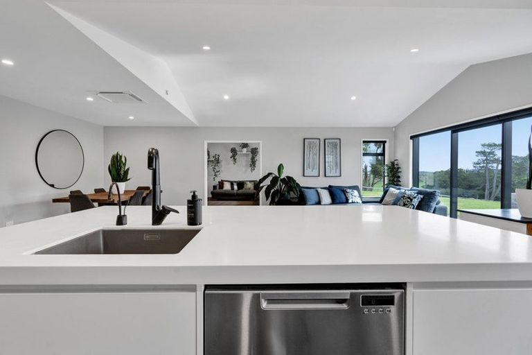 Photo of property in 376 Egmont Road, Hillsborough, New Plymouth, 4372