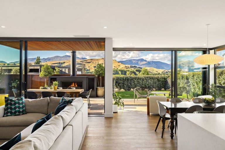 Photo of property in Kawarau Heights, 21 Kawarau Heights Boulevard, Lake Hayes, Queenstown, 9304