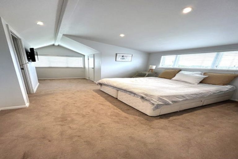 Photo of property in 132 Kohimarama Road, Kohimarama, Auckland, 1071