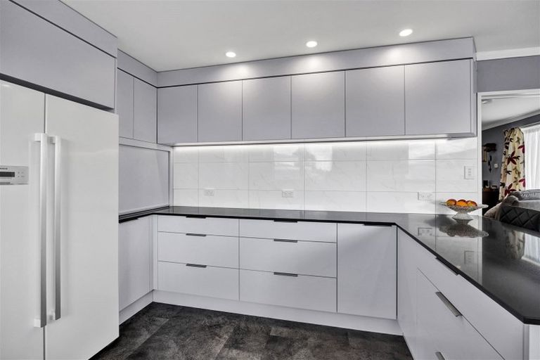 Photo of property in 37a Sunnyvale Street, Bell Block, New Plymouth, 4312