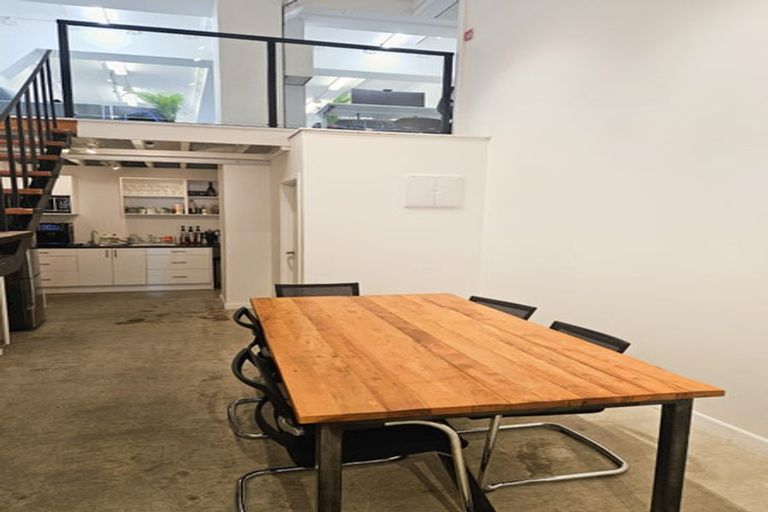 Photo of property in 28 Don Street, Papakura, 2110