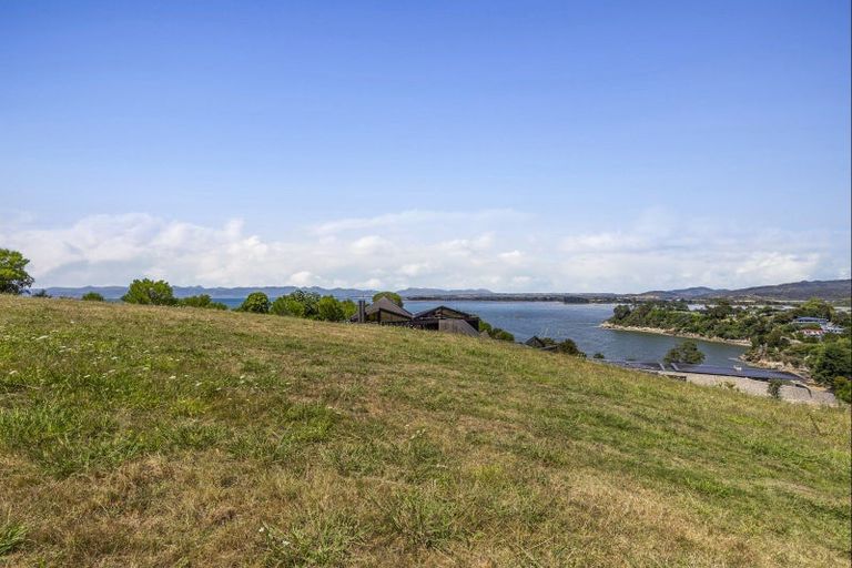 Photo of property in 24 Talisman Heights, Kaiteriteri, Motueka, 7197