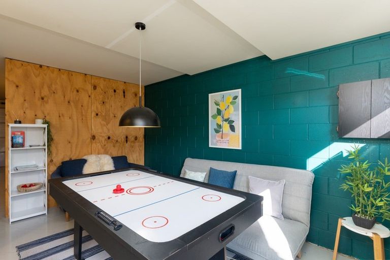 Photo of property in 139c Olliviers Road, Phillipstown, Christchurch, 8011