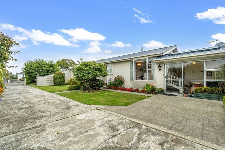 Photo of property in 75 Adamson Crescent, Glengarry, Invercargill, 9810