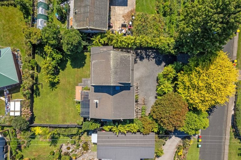 Photo of property in 49 Grand Vue Road, Kawaha Point, Rotorua, 3010