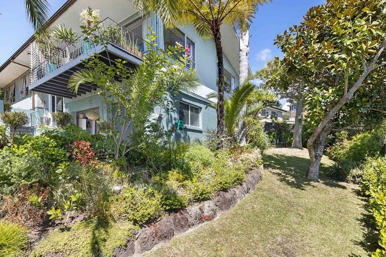 Photo of property in 10 Ponui Place, Mairangi Bay, Auckland, 0630