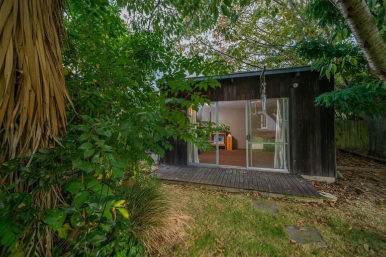 Photo of property in 15 Aorangi Road, Bryndwr, Christchurch, 8053
