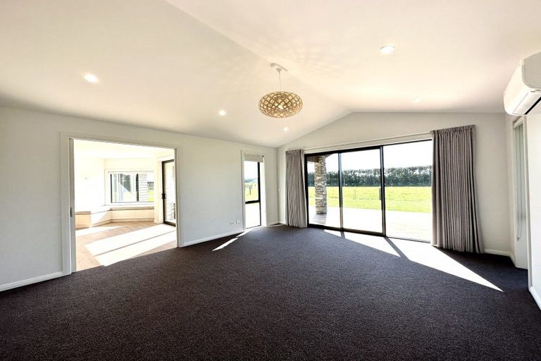 Photo of property in 33 Billy Way, West Plains, Invercargill, 9874