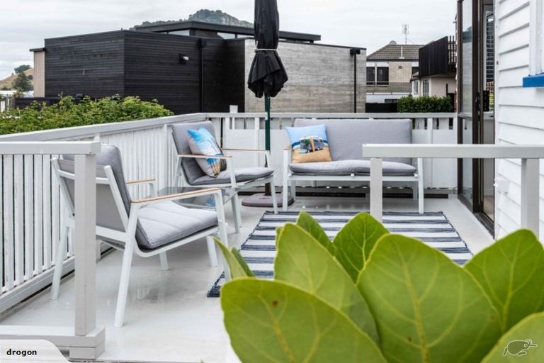 Photo of property in 20 Oceanview Road, Mount Maunganui, 3116