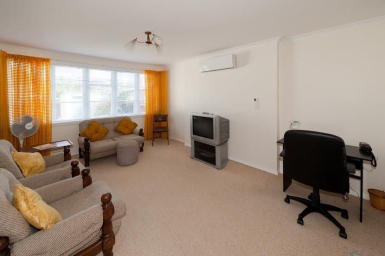 Photo of property in 5 Christian Street, Bryndwr, Christchurch, 8053