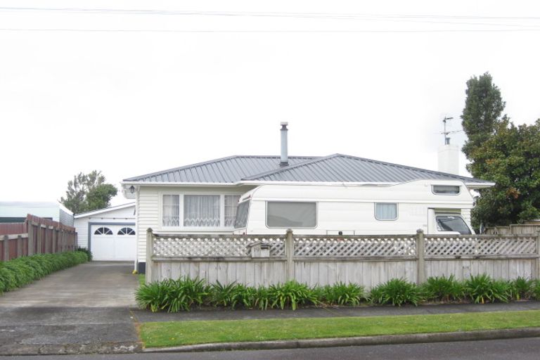 Photo of property in 19 Rata Street, Upper Vogeltown, New Plymouth, 4310