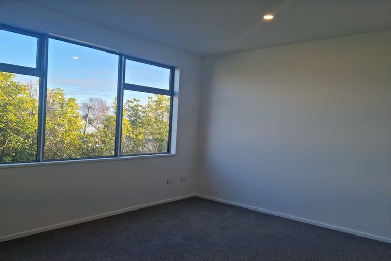 Photo of property in 2/173 Edgeware Road, Edgeware, Christchurch, 8013