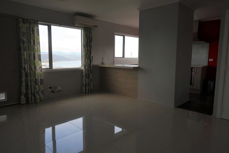 Photo of property in 37b Acacia Avenue, Maungaraki, Lower Hutt, 5010