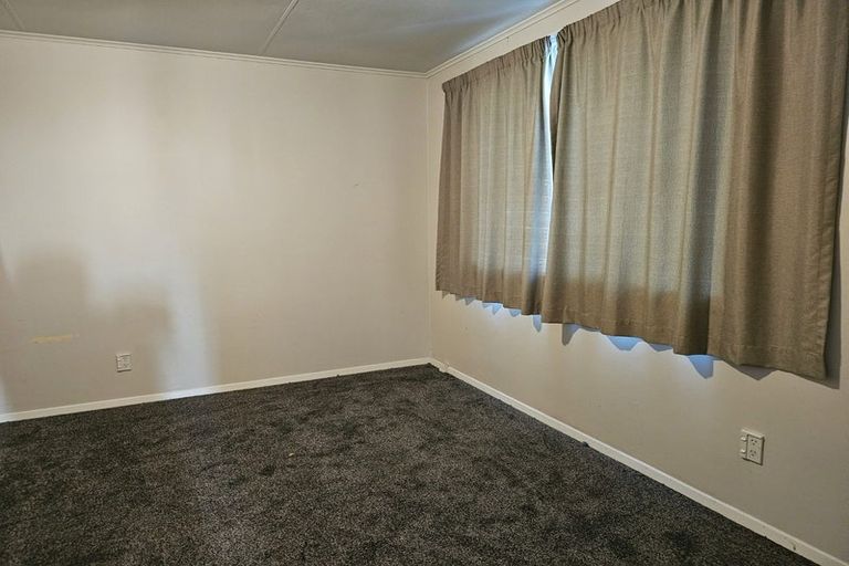 Photo of property in 3 Albion Street, Waitangirua, Porirua, 5024