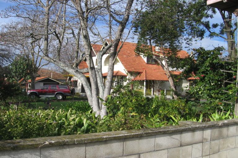 Photo of property in 905 Caroline Road, Mayfair, Hastings, 4122