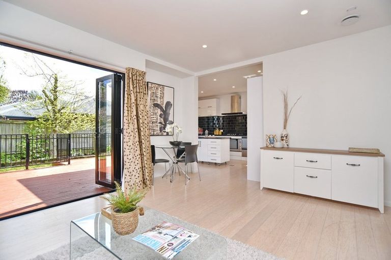 Photo of property in 135 Mcfaddens Road, St Albans, Christchurch, 8052