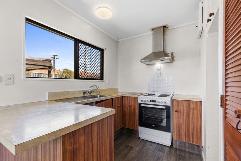 Photo of property in 37 Lloyd Street, Parkvale, Tauranga, 3112