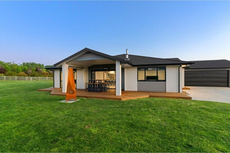 Photo of property in 12 Corbin Court, Ohau, Levin, 5570