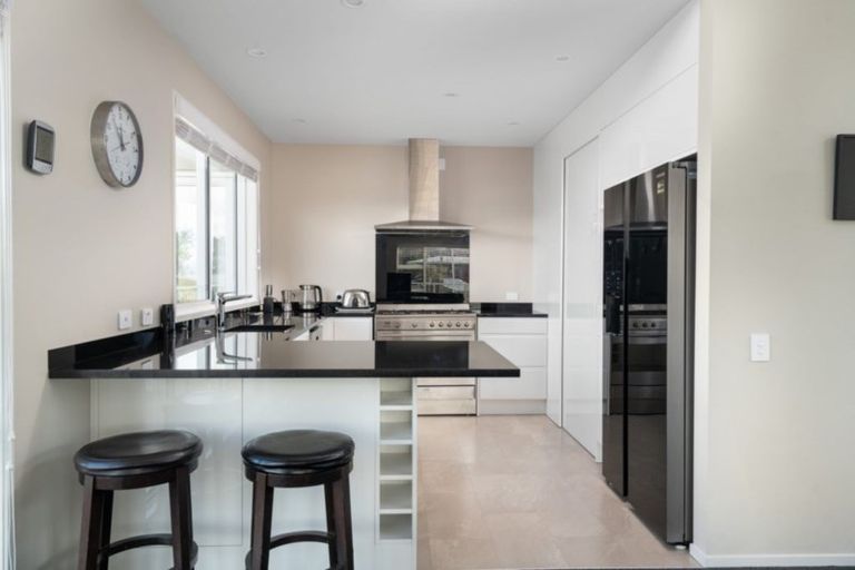 Photo of property in 3b Isobel Street, Acacia Bay, Taupo, 3330