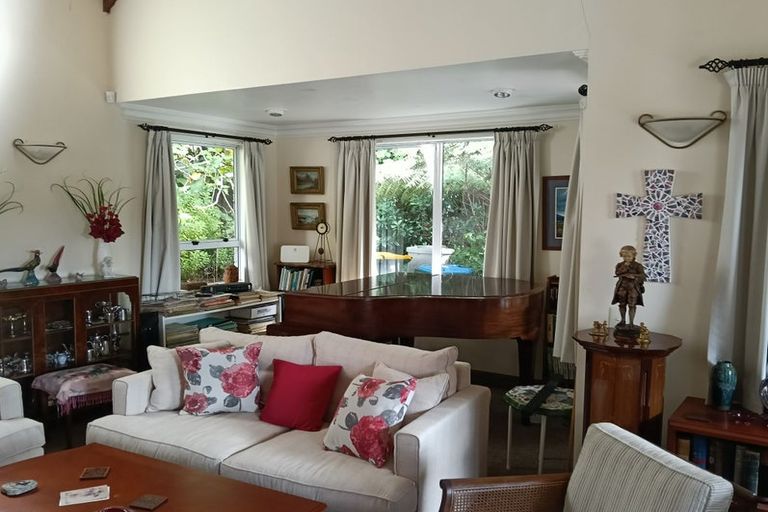 Photo of property in 16 Furneaux Grove, Whitby, Porirua, 5024